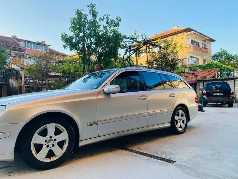 Mercedes-Benz E 280, снимка 9 - Автомобили и джипове - 52397458