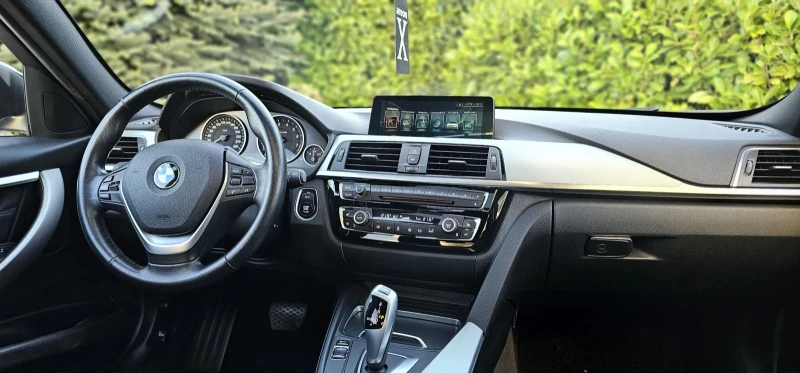 BMW 330 X Drive / Shadow Line, снимка 10 - Автомобили и джипове - 52424832