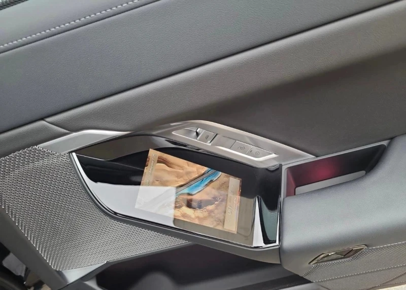 BMW 750 e xDrive, снимка 10 - Автомобили и джипове - 52799959