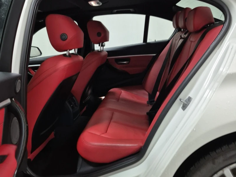 BMW 330 M PACK * * CARFAX * * АВТО КРЕДИТ * * , снимка 12 - Автомобили и джипове - 53027080