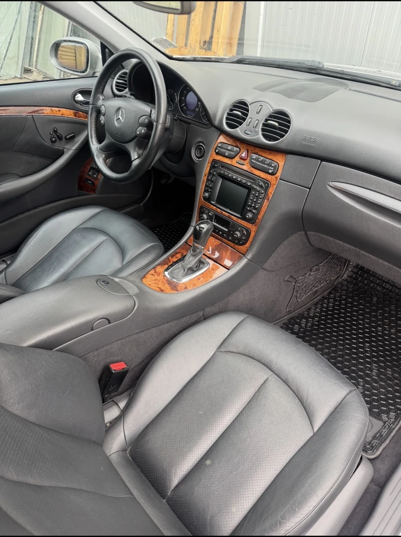 Mercedes-Benz CLK 5.0 152хил км!!!, снимка 13 - Автомобили и джипове - 53420369