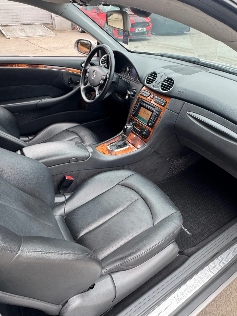 Mercedes-Benz CLK 5.0 156хил км!!!, снимка 15 - Автомобили и джипове - 53420369
