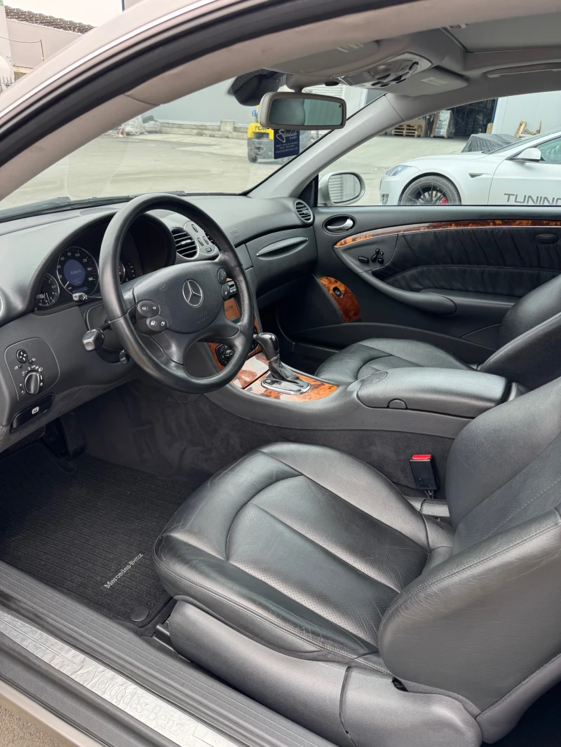 Mercedes-Benz CLK 5.0 156хил км!!!, снимка 14 - Автомобили и джипове - 53420369