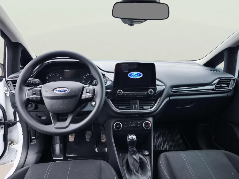 Ford Fiesta 1.1, снимка 14 - Автомобили и джипове - 53429503