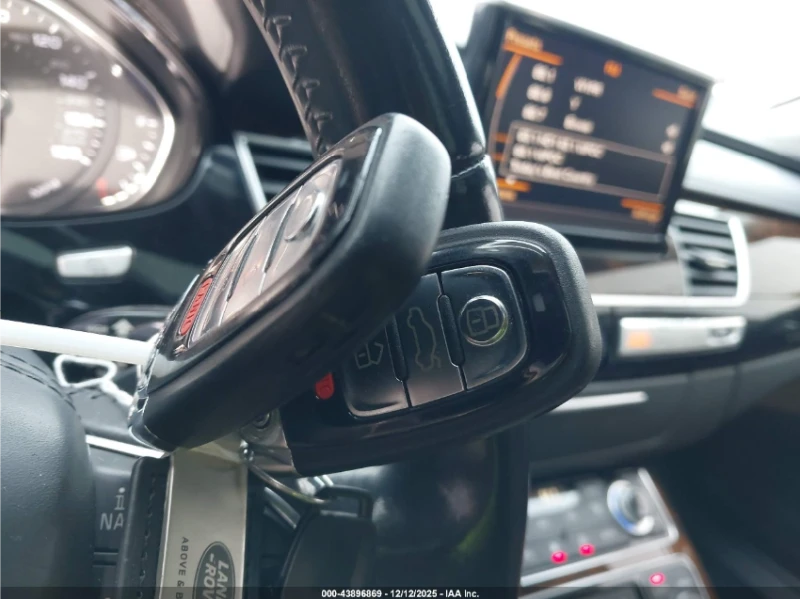Audi A8 L* DISTRONIC* 360CAMERA* MATRIX* DUAL-SUNROOF* BOS, снимка 10 - Автомобили и джипове - 53459699