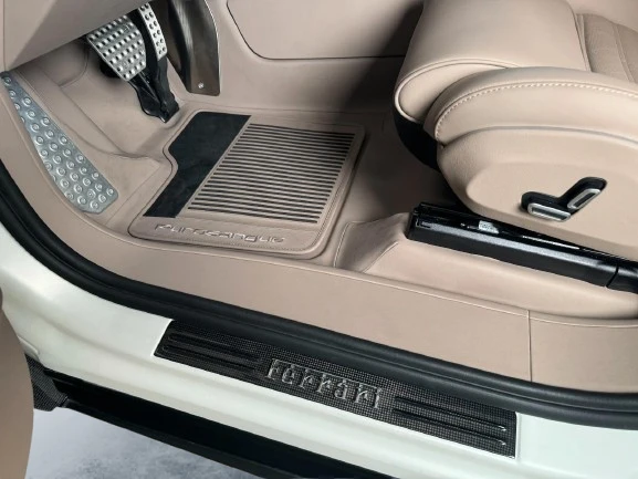 Ferrari Purosangue = Brembo Carbon Ceramic Brakes =  | Mobile.bg   6