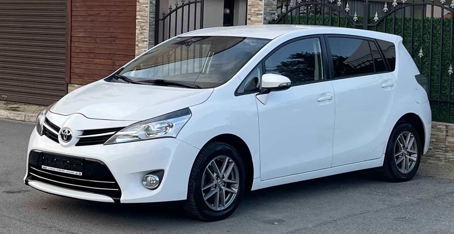 Toyota Verso 1.6 D4D FACELIFT Напълно обслужена ! - [1] 