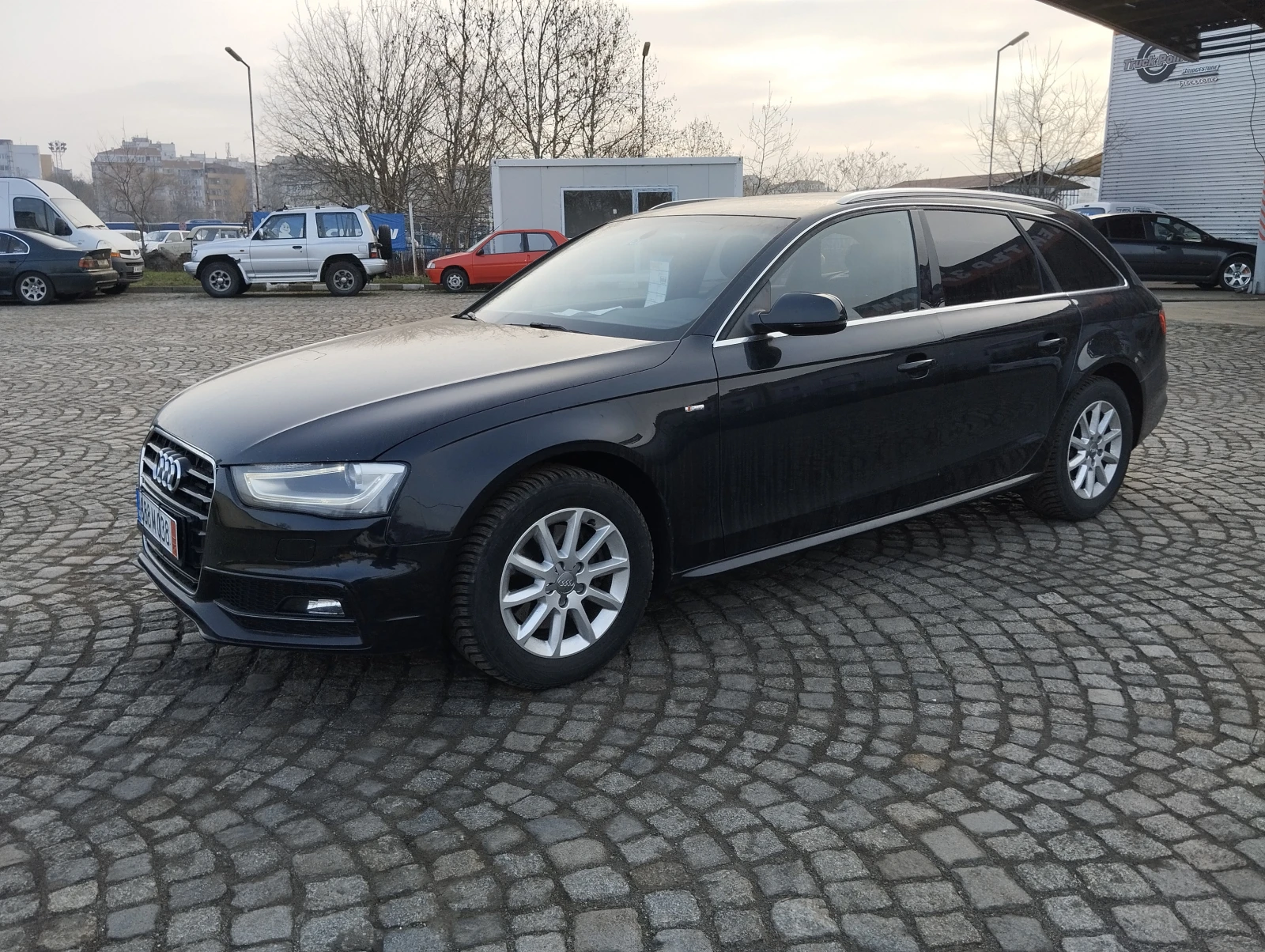 Audi A4 S Line - изображение 2