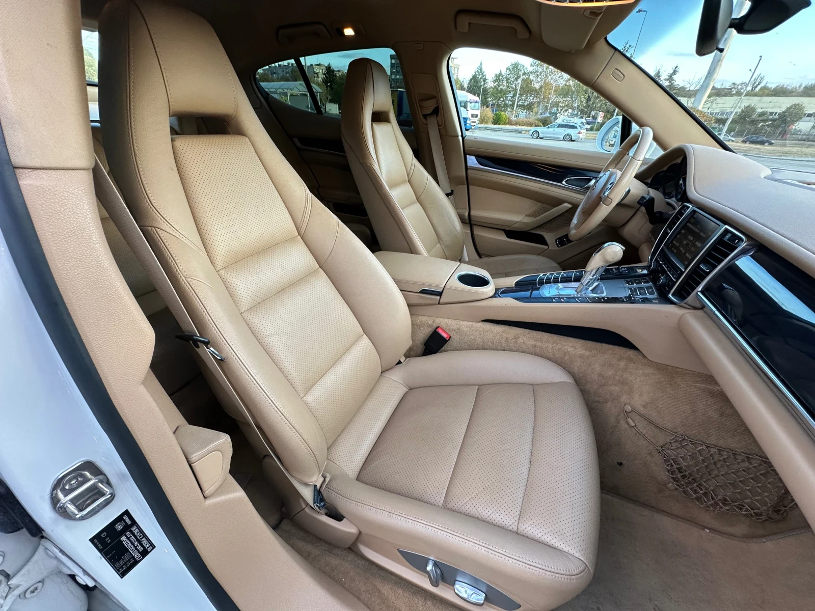 Porsche Panamera БАРТЕР* 3.0D* GTS* УНИКАТ, снимка 11 - Автомобили и джипове - 50803208