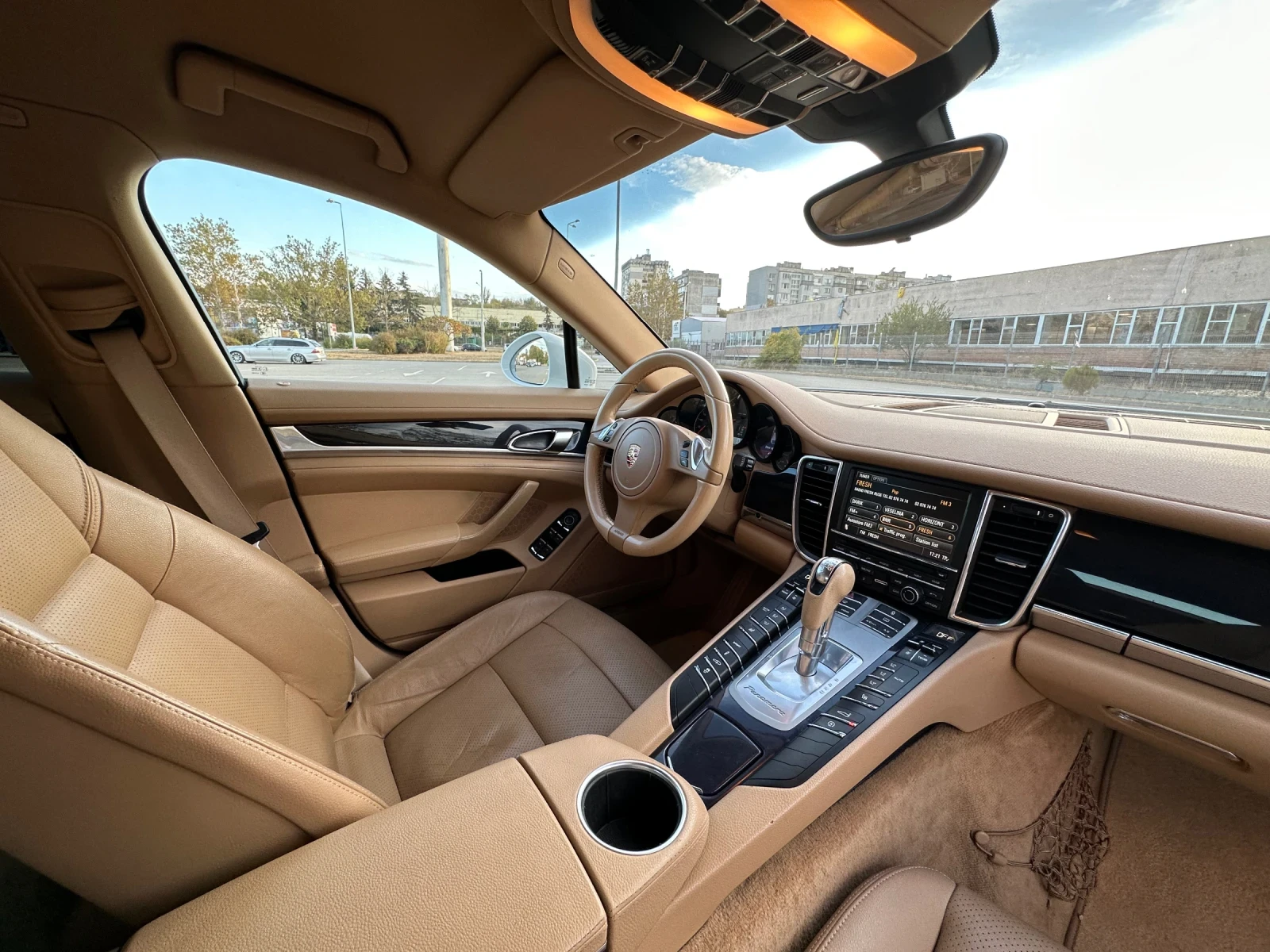 Porsche Panamera БАРТЕР* 3.0D* GTS* УНИКАТ, снимка 12 - Автомобили и джипове - 50803208