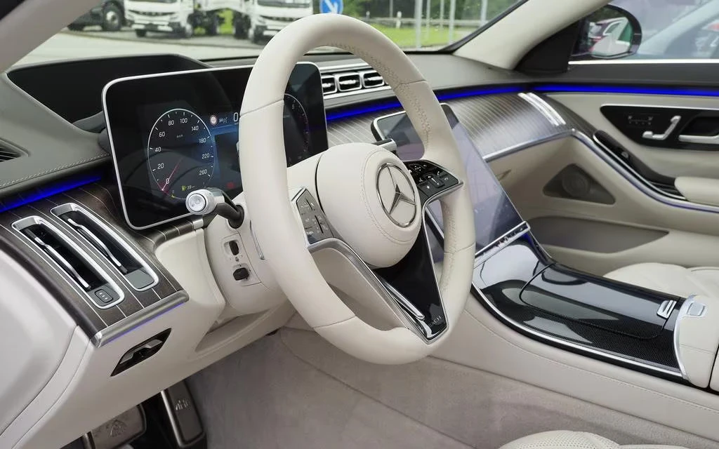 Mercedes-Benz S 680 MAYBACH-EXCLUSIVE/612HP/4M/PANO/NAVI/360/LED/312f - изображение 8