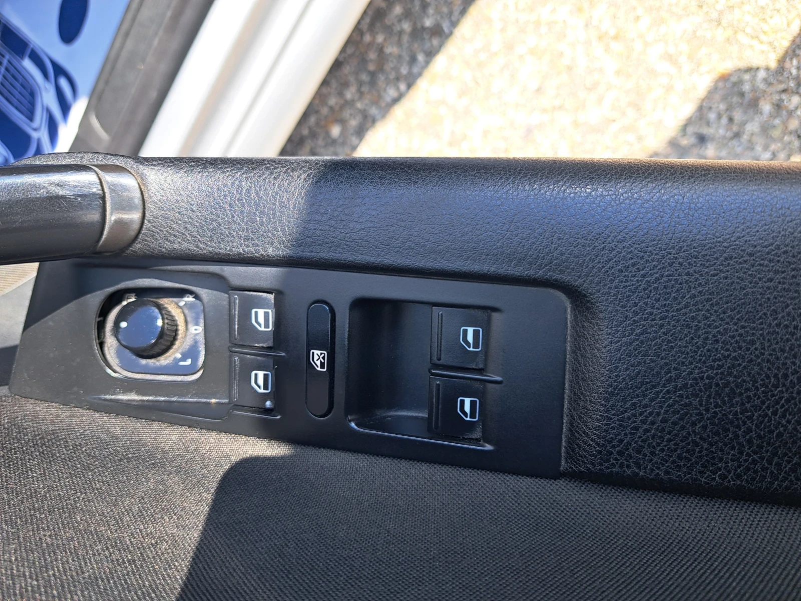 VW Passat 1, 6 tdi - изображение 10