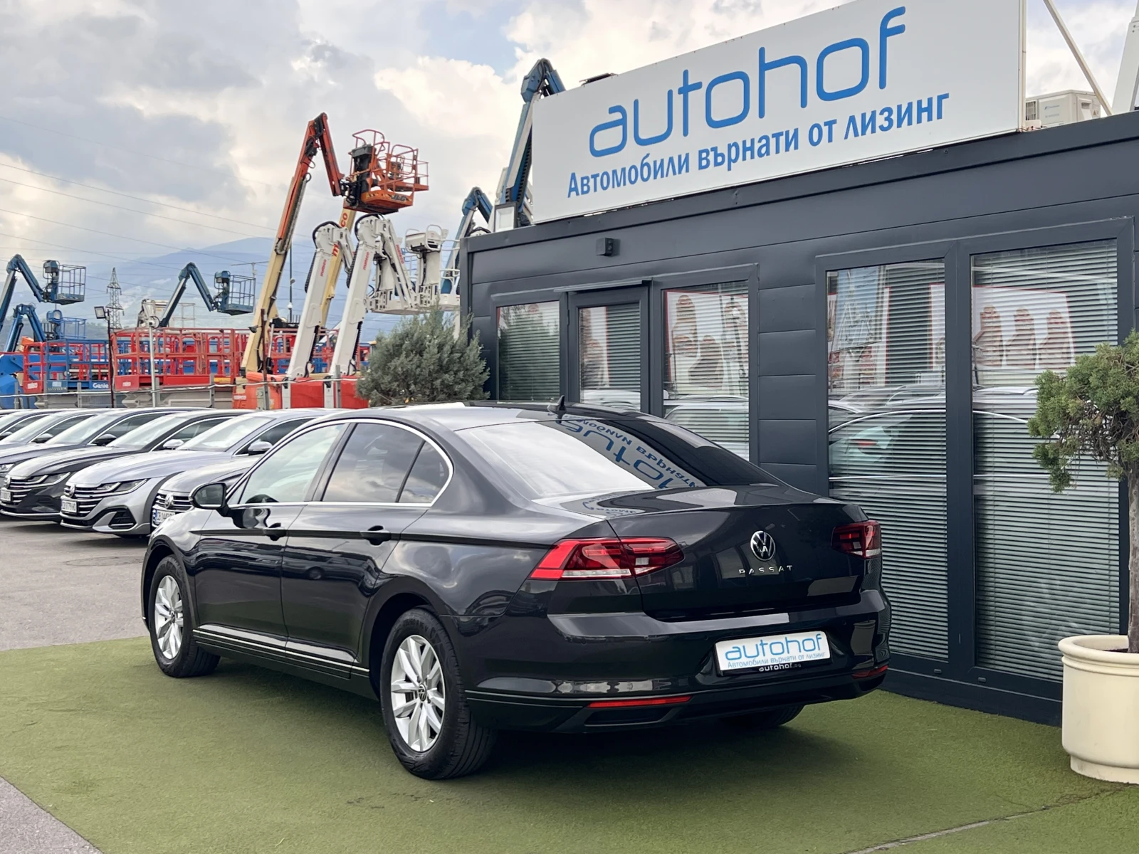 VW Passat BUSINESS/2.0TDI/150k.c./7-DSG/ГАРАНЦИЯ - изображение 3