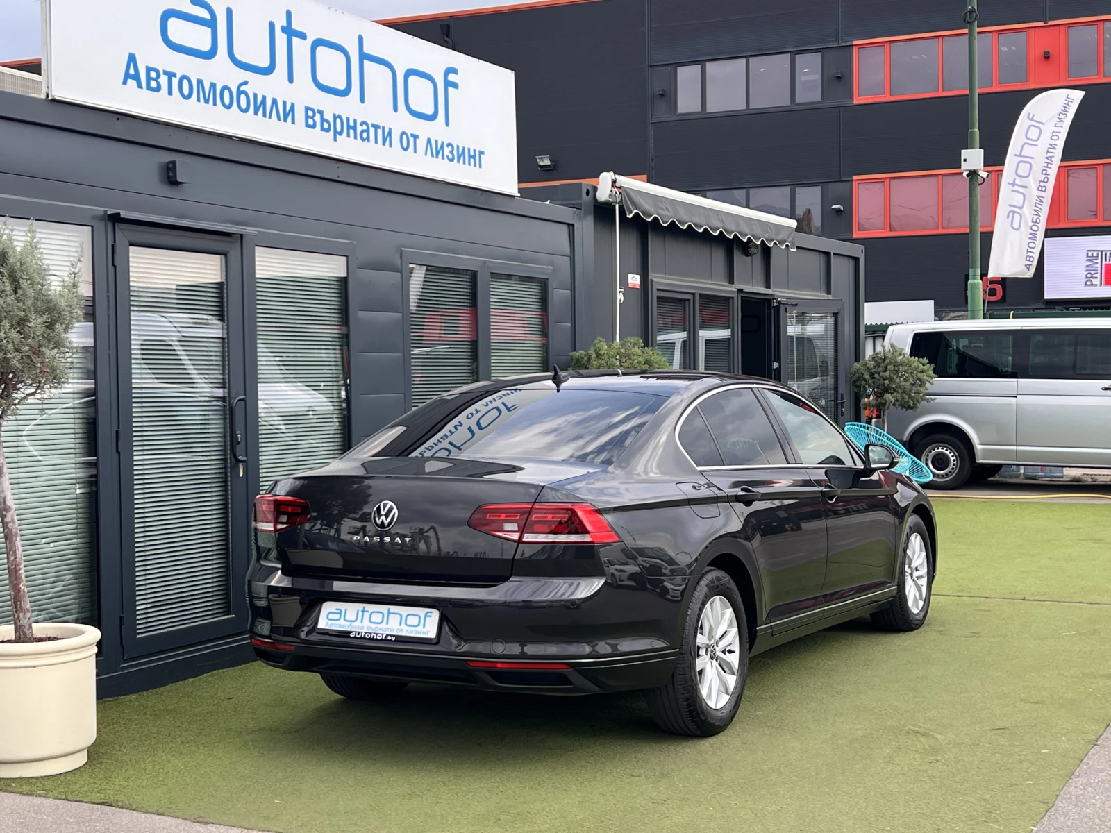 VW Passat BUSINESS/2.0TDI/150k.c./7-DSG/ГАРАНЦИЯ - изображение 4