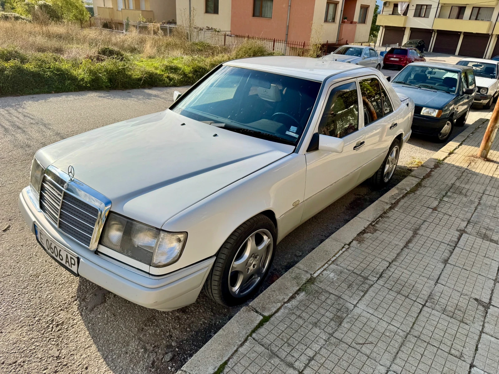 Mercedes-Benz 124 2.0i Газ Климатроник  - изображение 4
