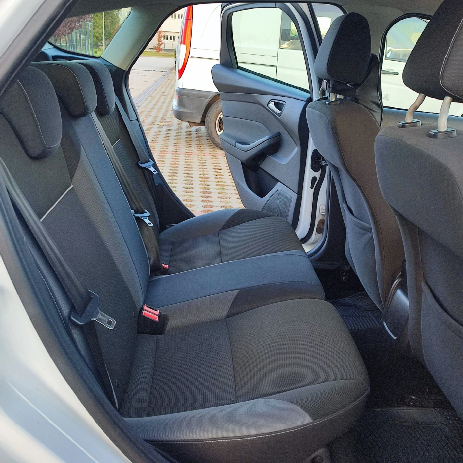 Ford Focus 1.6Tdci - изображение 10