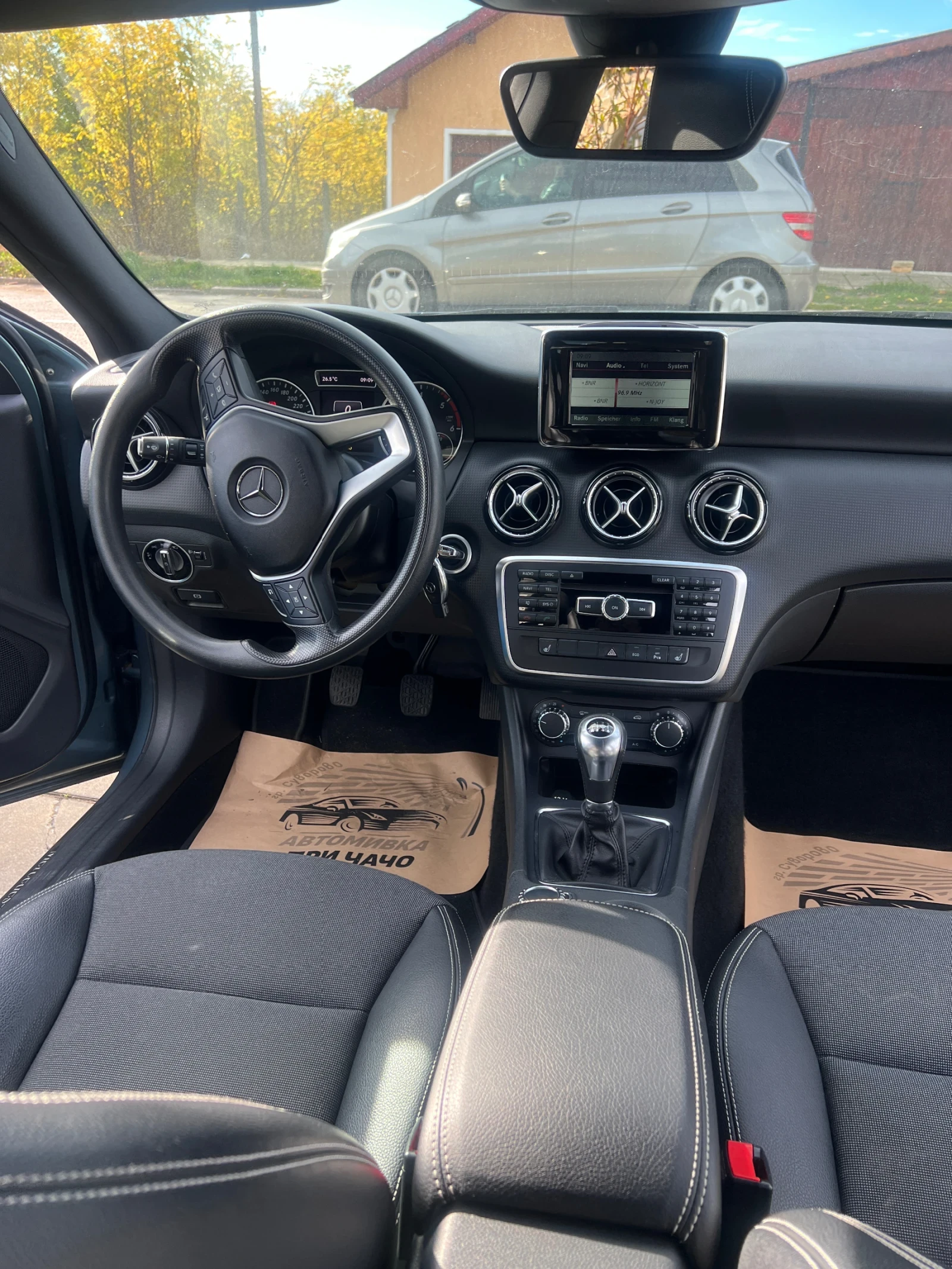 Mercedes-Benz A 180 Лек - изображение 8