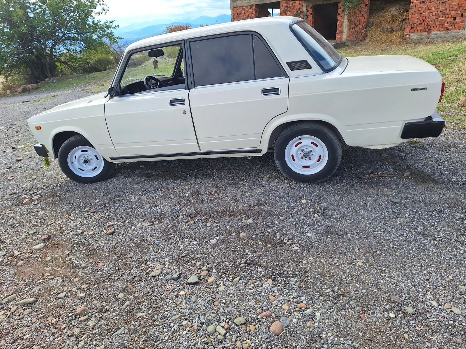 Lada 2105  - изображение 7