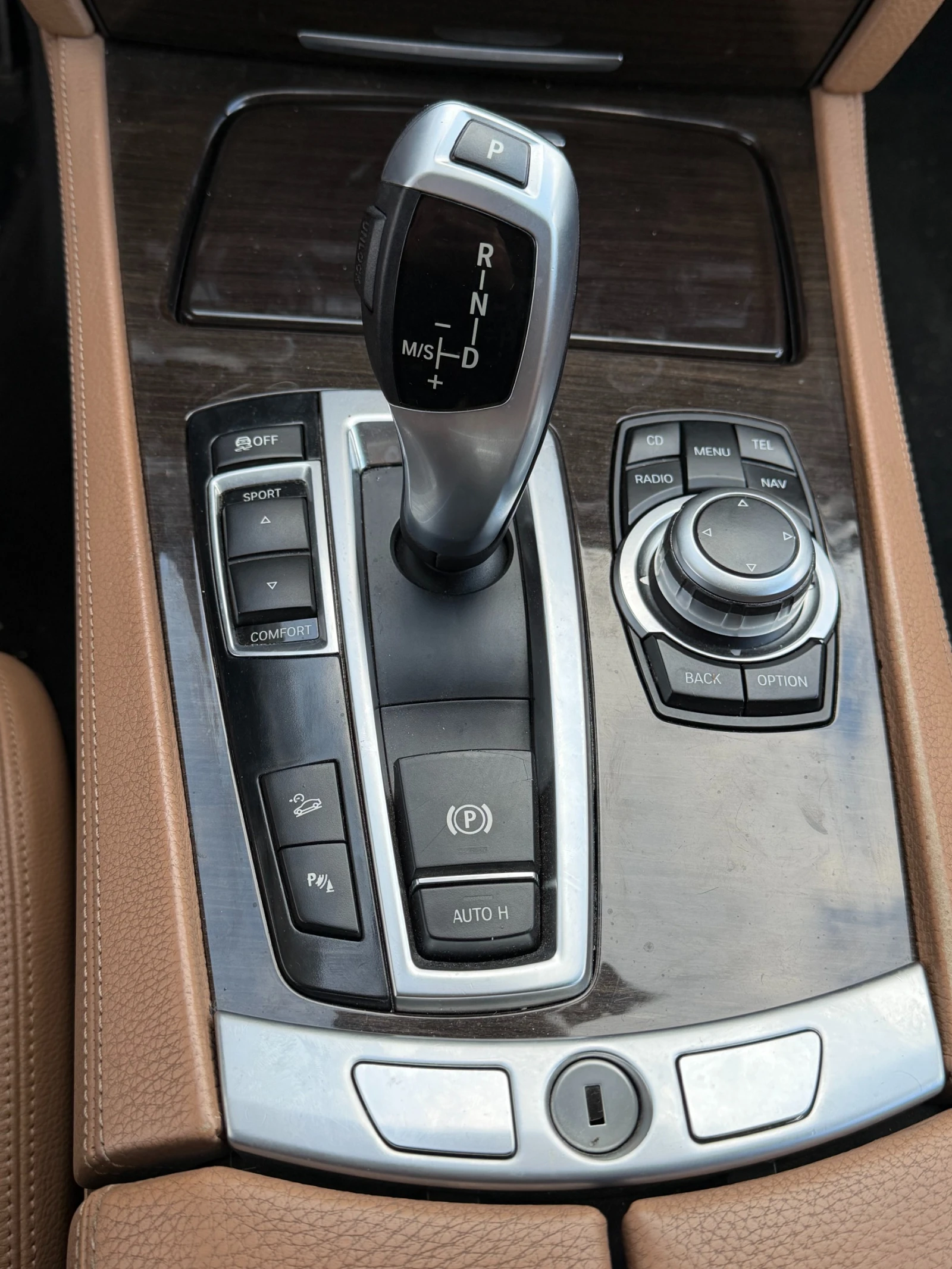 BMW 750 Li XDrive - изображение 10