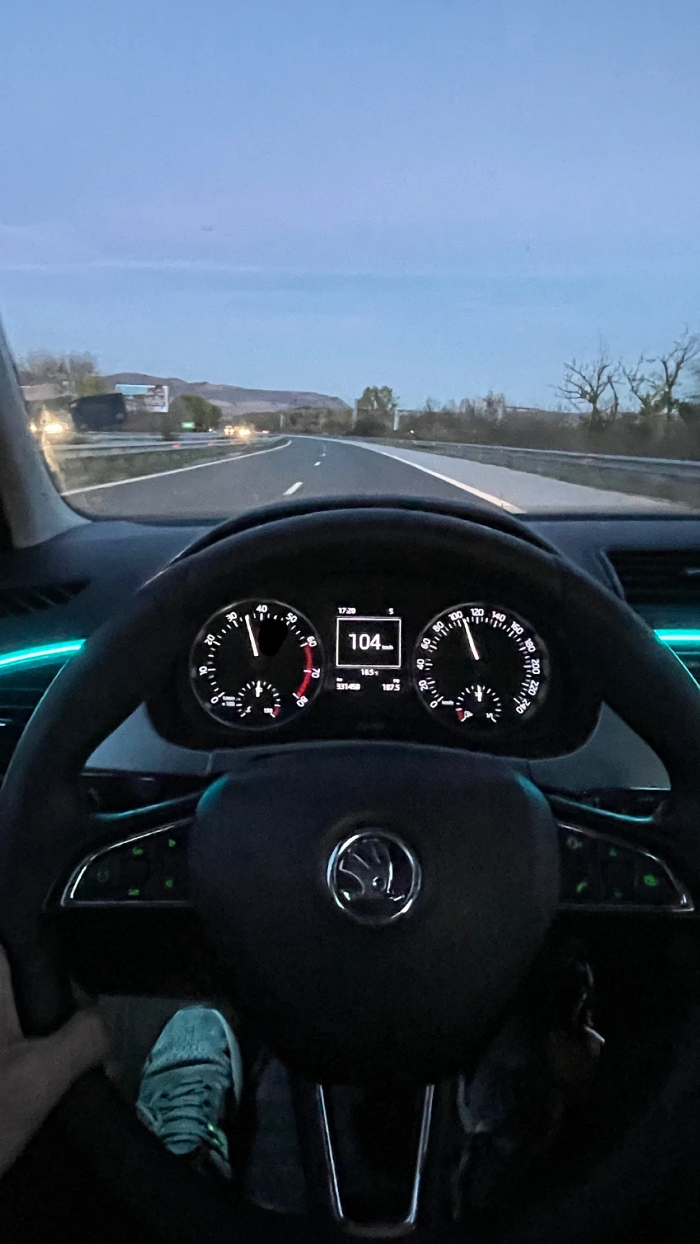 Skoda Fabia  - изображение 8