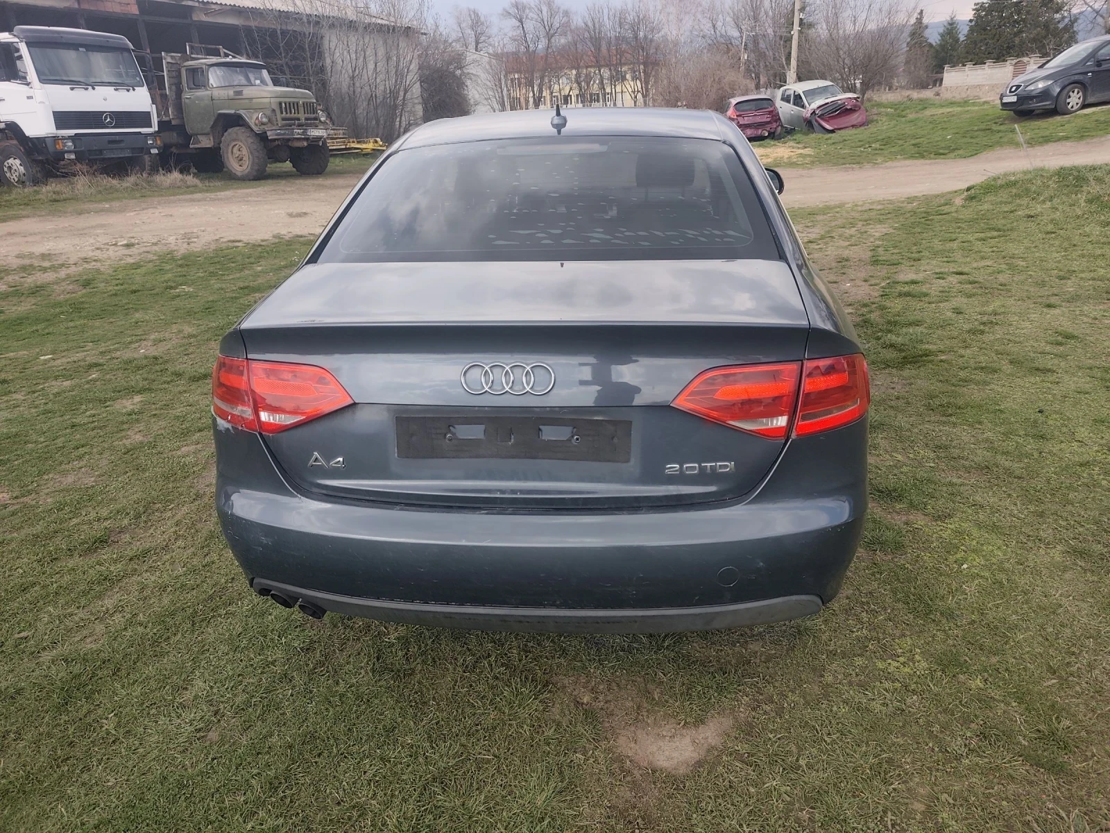 Audi A4 2.0 d, снимка 5 - Автомобили и джипове - 53766421