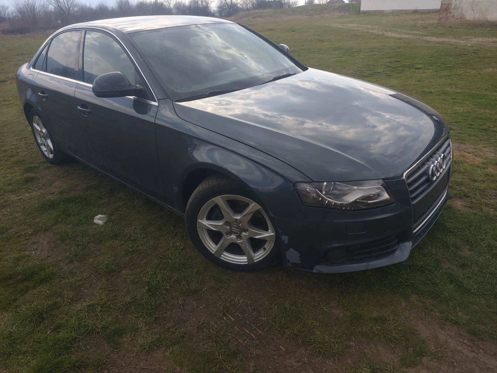 Audi A4 2.0 d, снимка 3 - Автомобили и джипове - 53766421