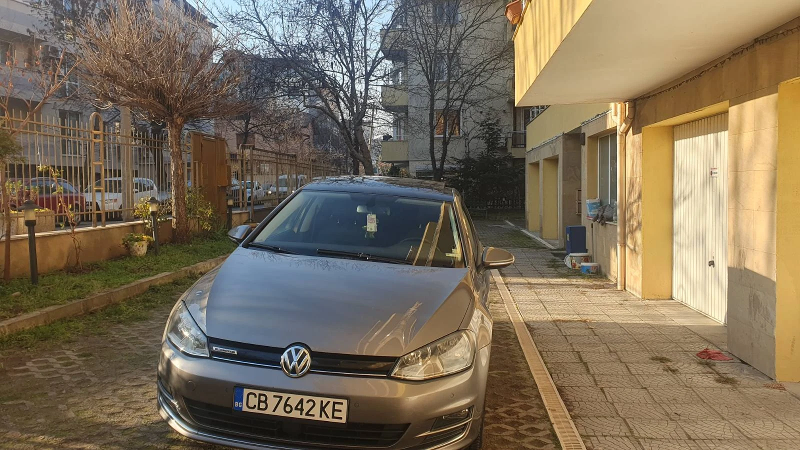 VW Golf 1, 4 TGI Highline / Avtomatic 6B, снимка 5 - Автомобили и джипове - 53829313