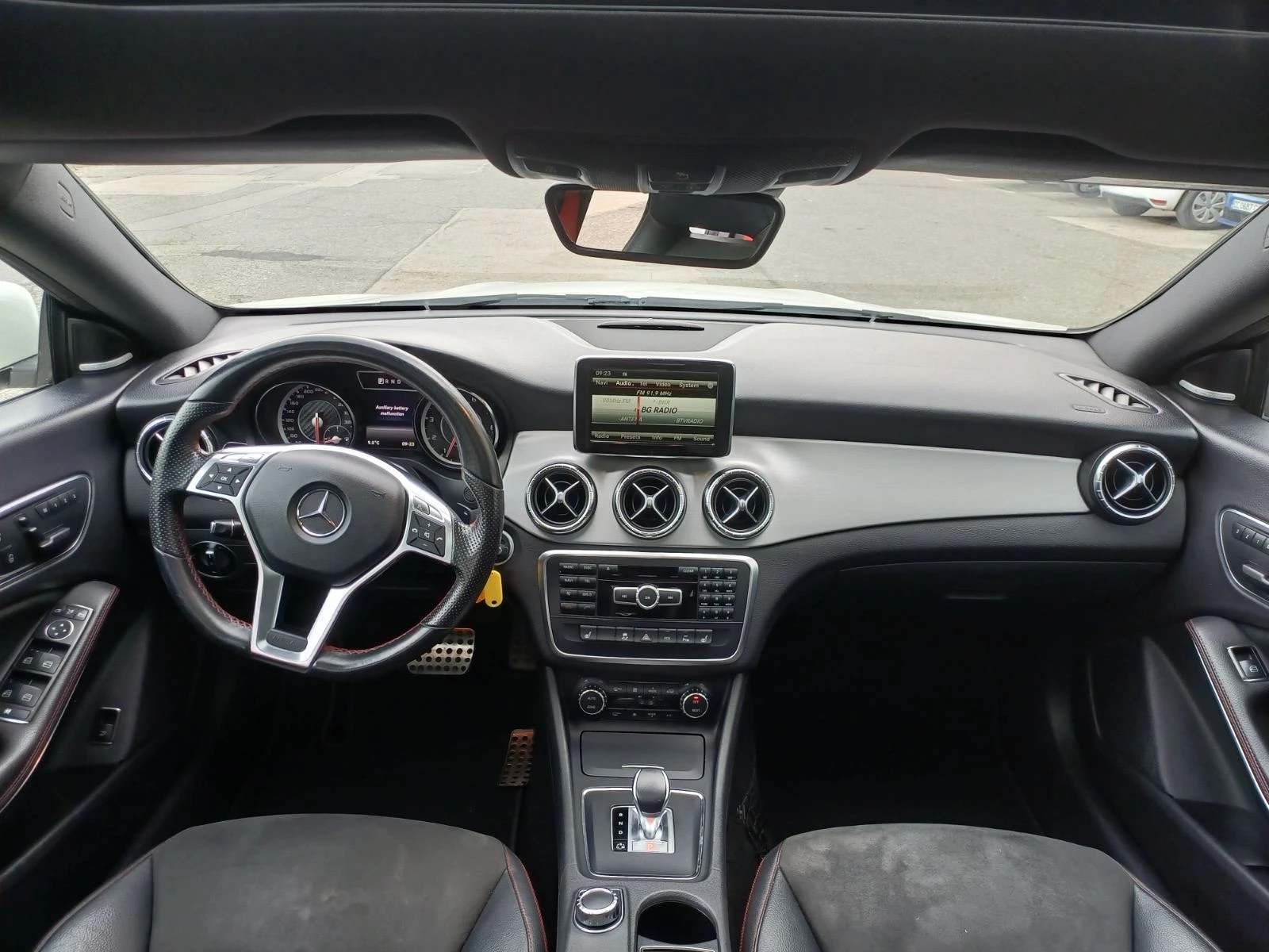 Mercedes-Benz CLA 45 AMG 4Matic , снимка 12 - Автомобили и джипове - 53998204