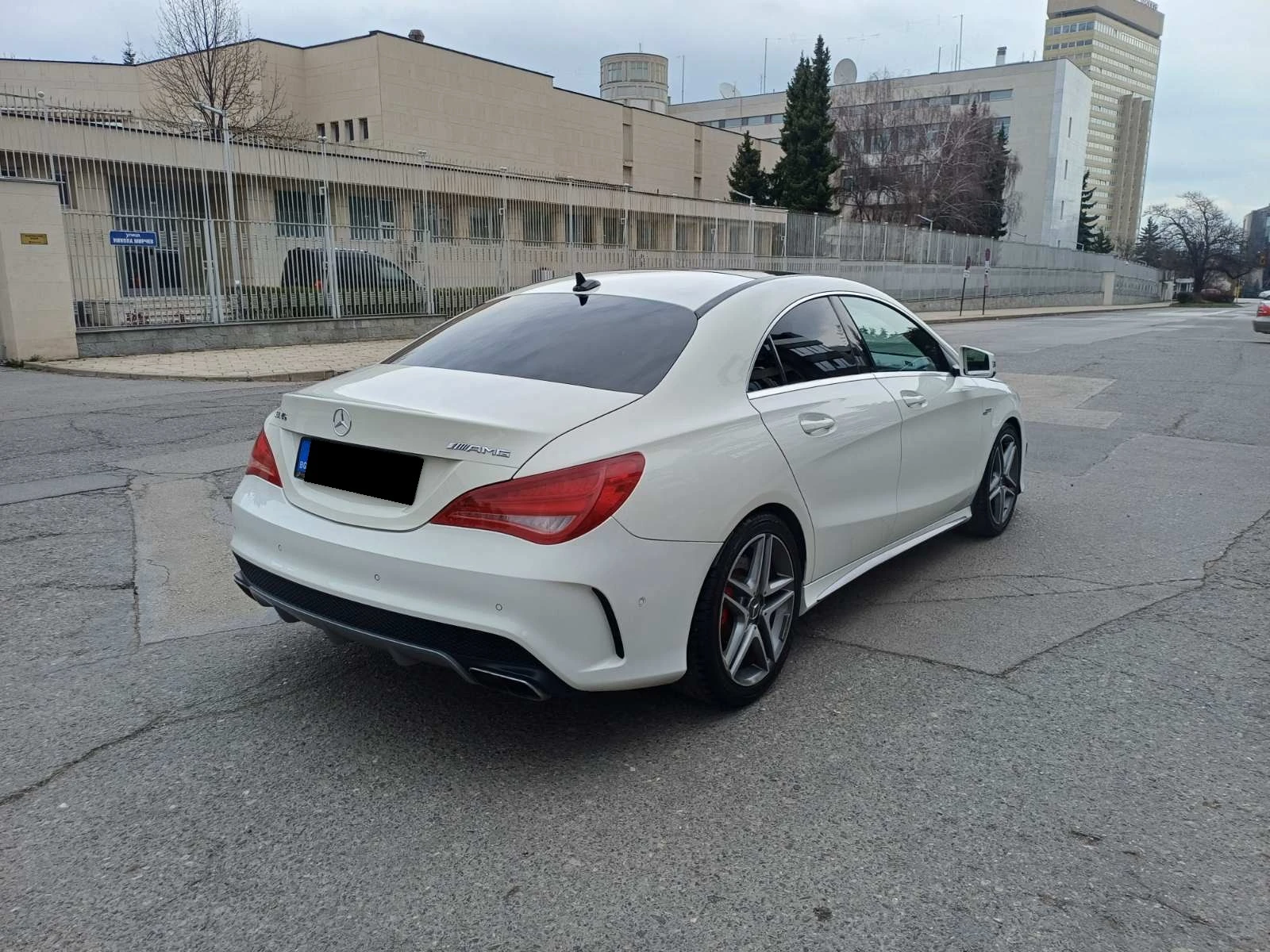 Mercedes-Benz CLA 45 AMG 4Matic , снимка 6 - Автомобили и джипове - 53998204