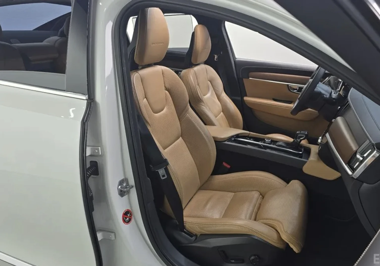 Volvo S90 AWD* INSCRIPTION* 360* ПОДГРЕВ* ОБДУХВАНЕ* НАВИ* H, снимка 12 - Автомобили и джипове - 54117064