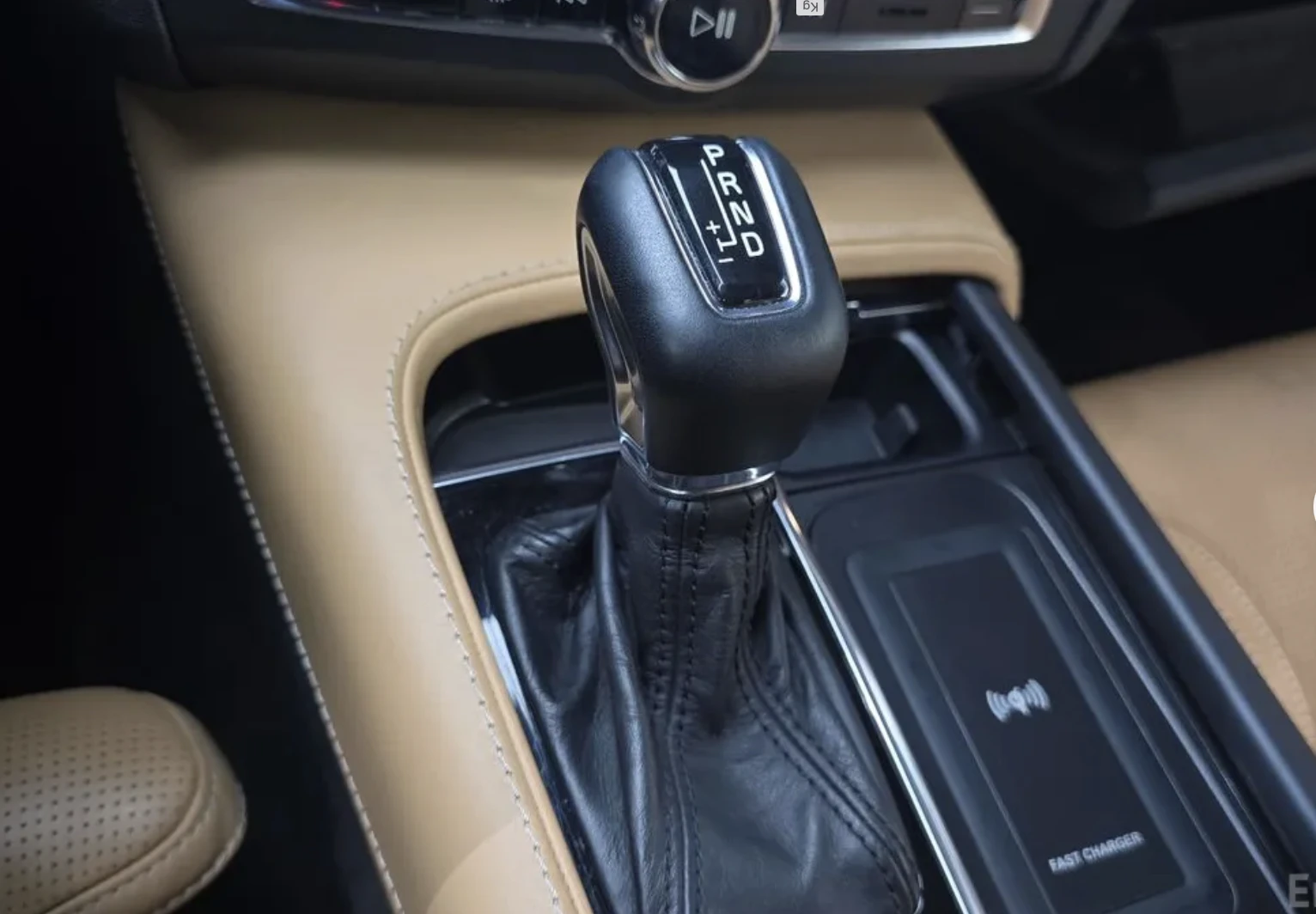 Volvo S90 AWD* INSCRIPTION* 360* ПОДГРЕВ* ОБДУХВАНЕ* НАВИ* H, снимка 9 - Автомобили и джипове - 54117064