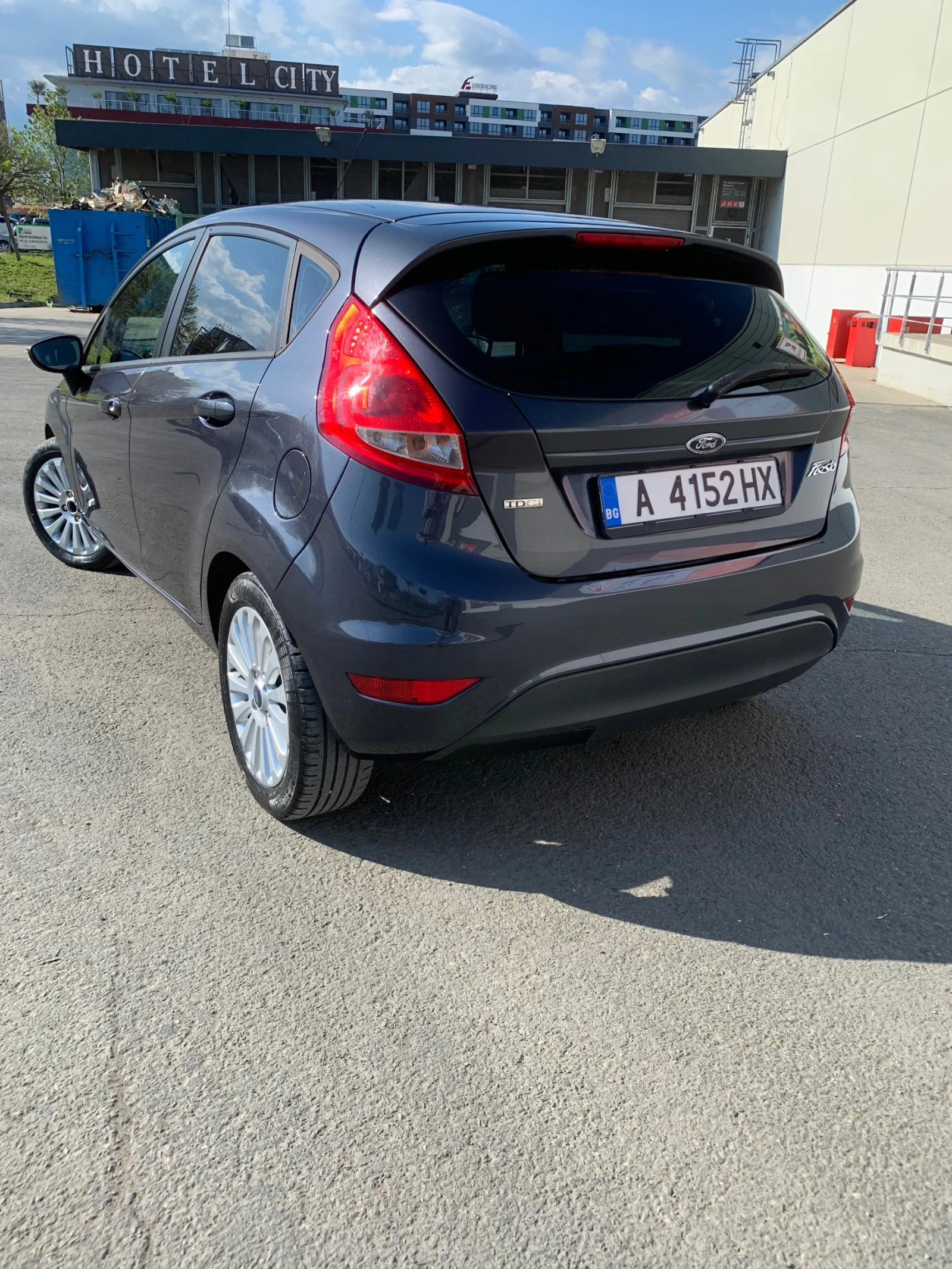 Ford Fiesta, снимка 3 - Автомобили и джипове - 55107701