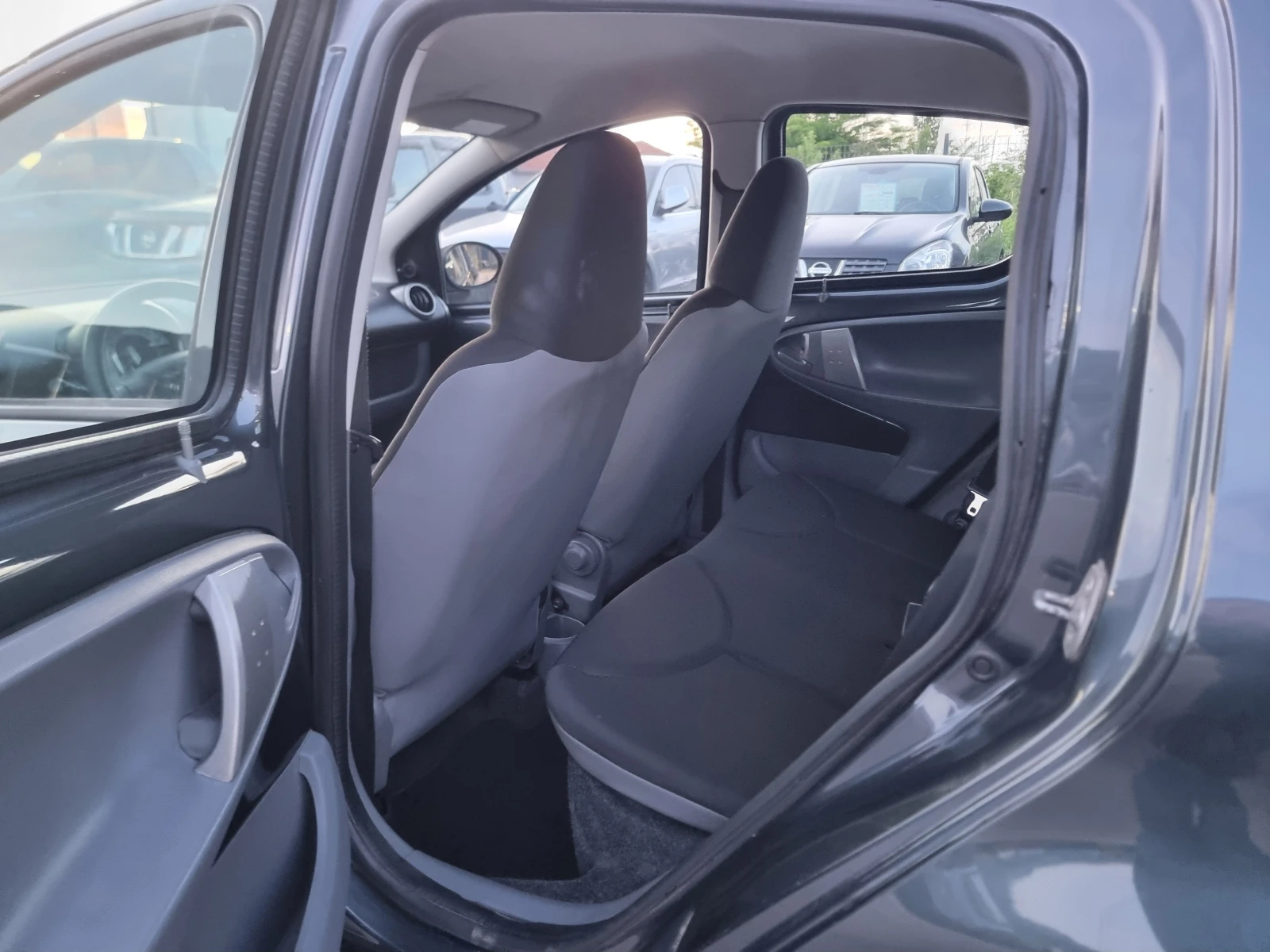 Toyota Aygo 1.0I | Mobile.bg � ����������� 11