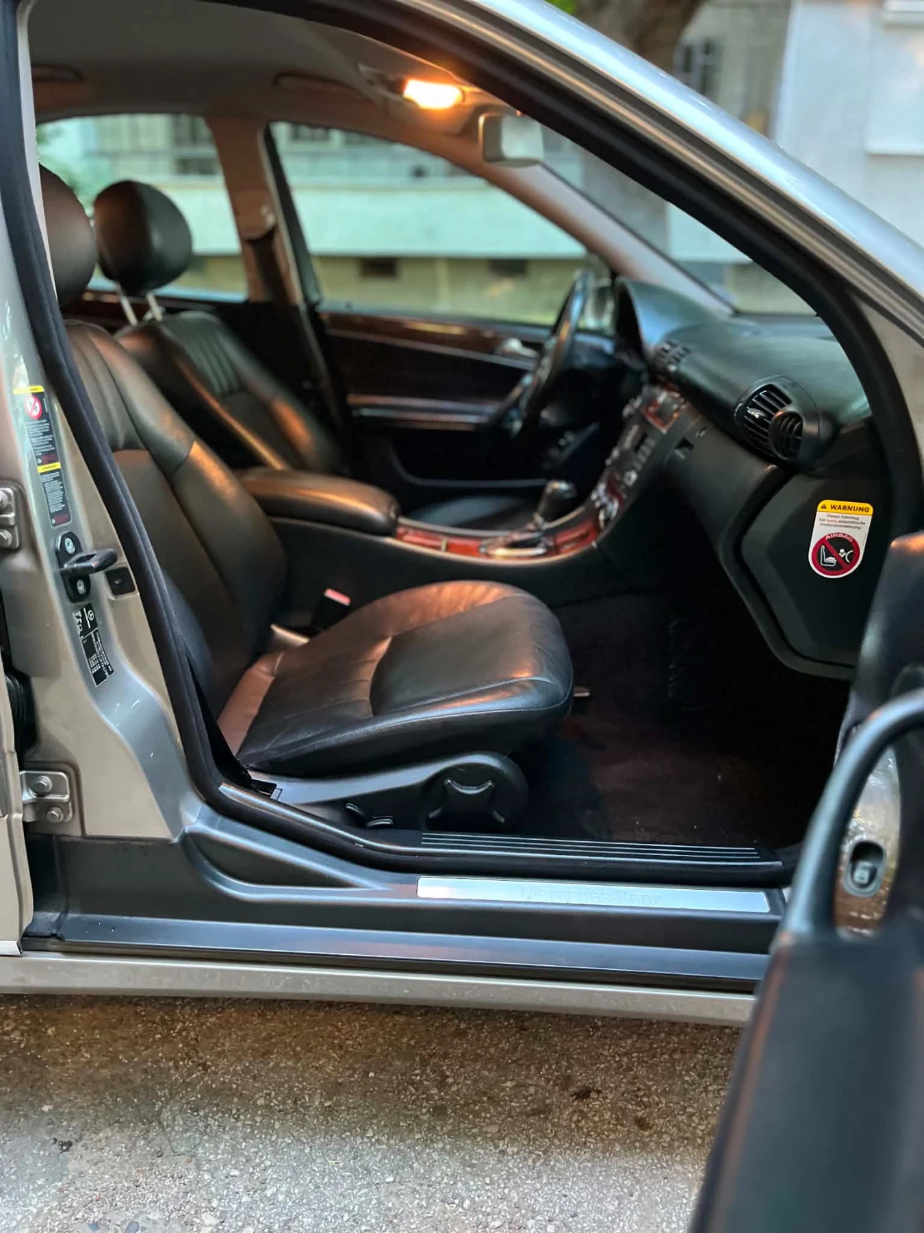 Mercedes-Benz C 230 C 230 2.5i 204кс 2006г 7G tronic, снимка 5 - Автомобили и джипове - 54795561