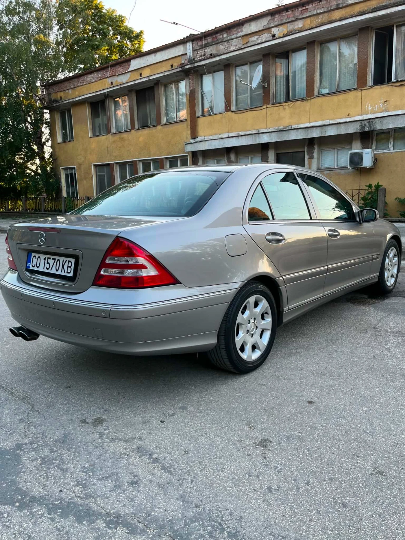 Mercedes-Benz C 230 C 230 2.5i 204кс 2006г 7G tronic, снимка 6 - Автомобили и джипове - 54795561