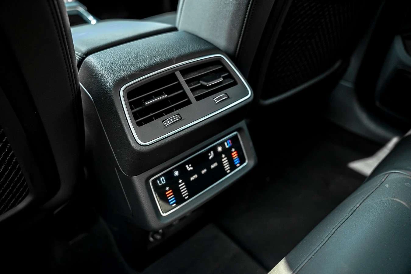 Audi E-Tron Sportback Progressiv quattro ЦЕНА ДО БГ, снимка 9 - Автомобили и джипове - 54824570