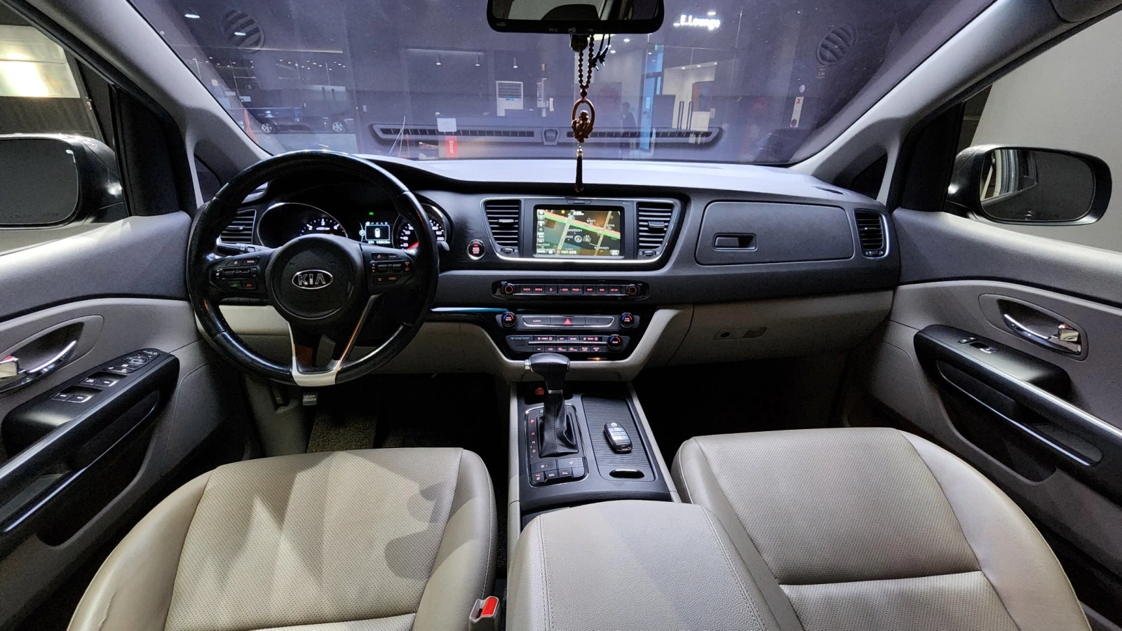 Kia Carnival * 2.2* CRDI* , снимка 6 - Автомобили и джипове - 54895596