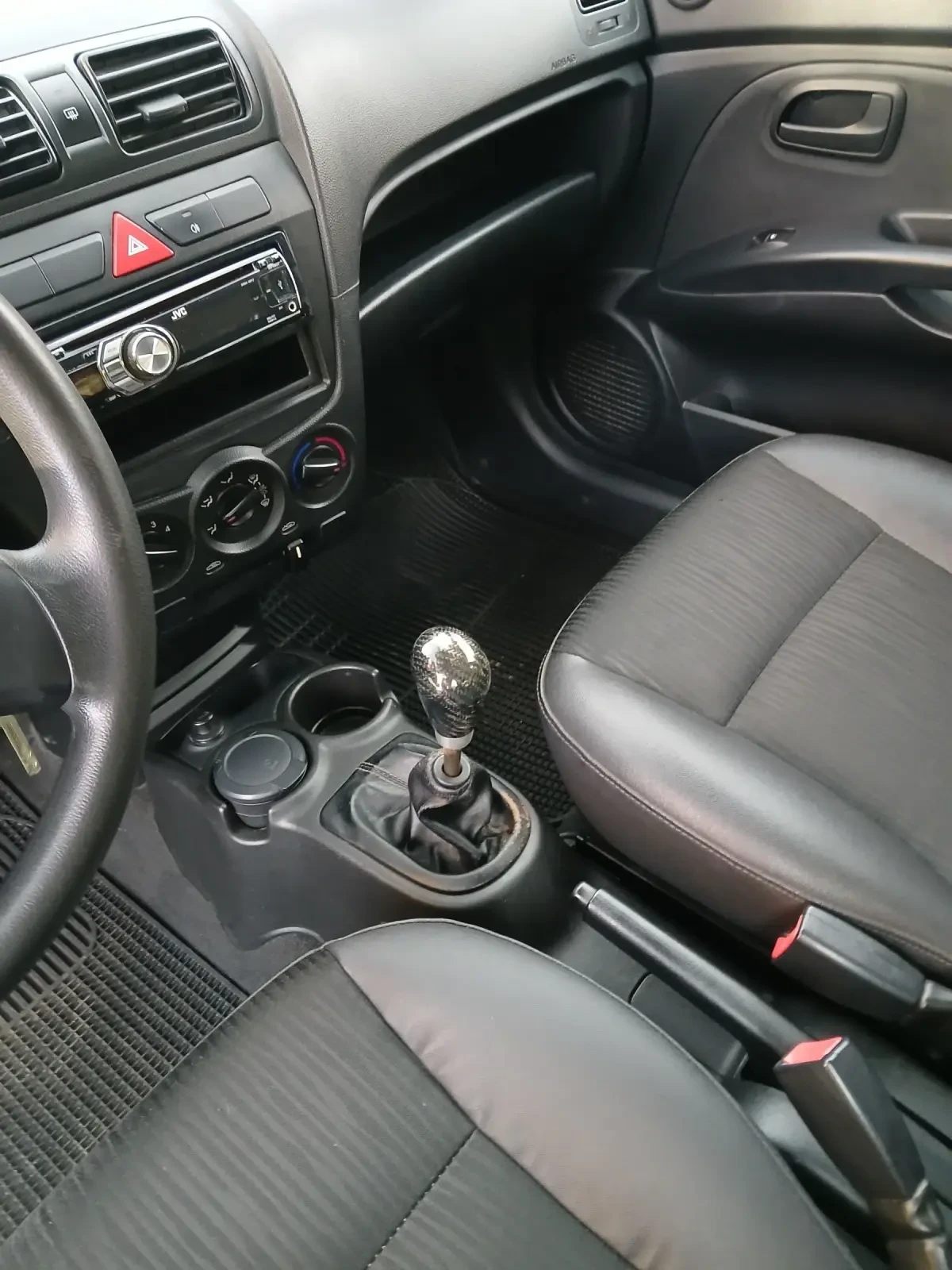 Kia Picanto 1.0i / GAS, снимка 11 - Автомобили и джипове - 54917467