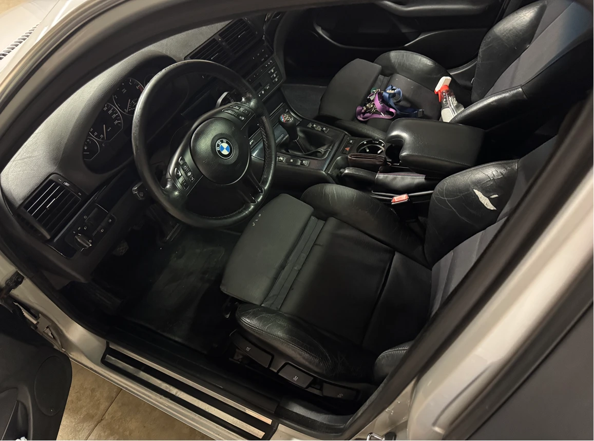 BMW 330, снимка 9 - Автомобили и джипове - 55379036