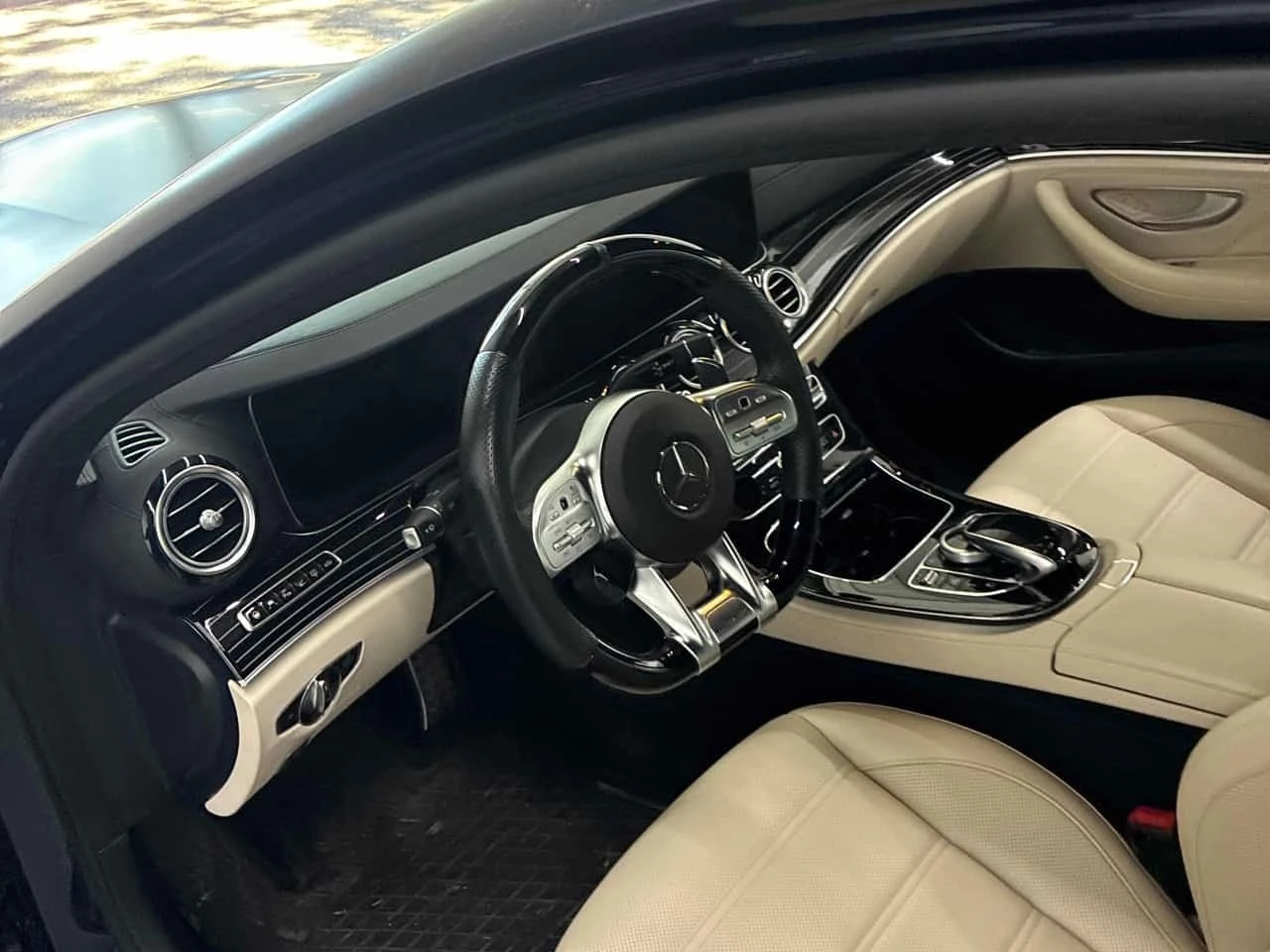 Mercedes-Benz E 63 AMG  S * CARFAX *  | Mobile.bg � ����������� 5