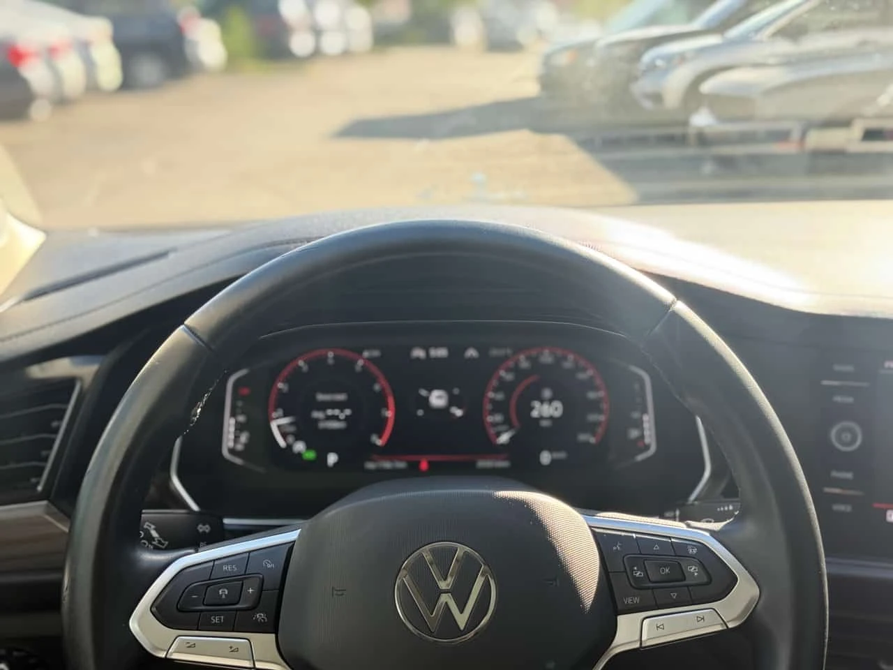 VW Jetta / HIGHLINE / ДИСТРОНИК / ПОДГРЕВИ / ОБДУХВАНЕ , снимка 8 - Автомобили и джипове - 56223783