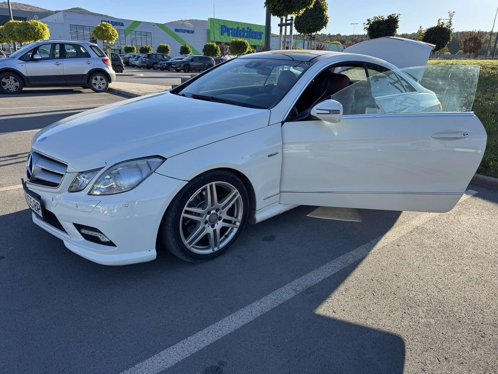 Mercedes-Benz E 250 AMG, снимка 3 - Автомобили и джипове - 56430235