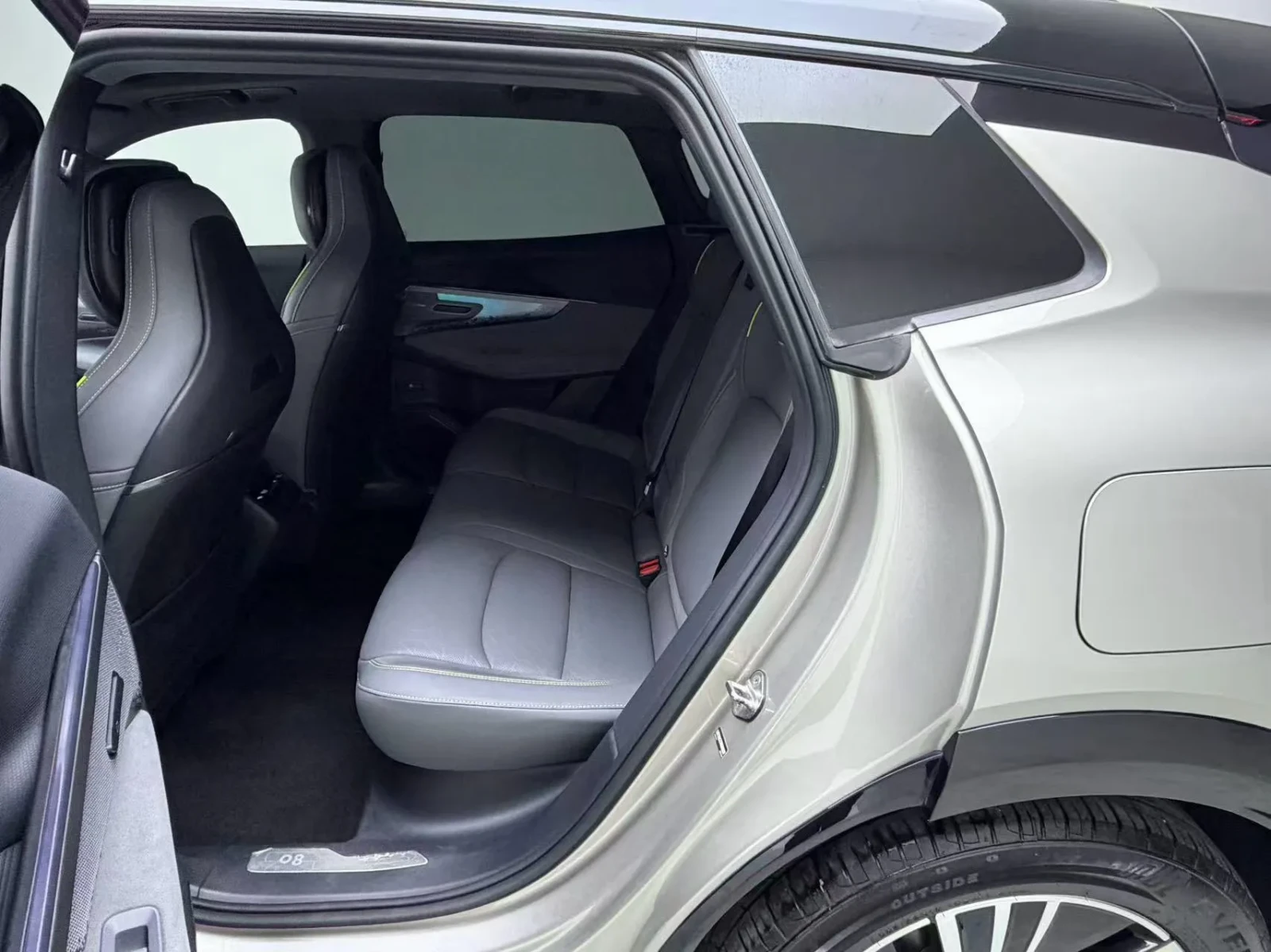 LynkCo 08 EM-P FWD 39.6KWH Pro | Mobile.bg � ����������� 15