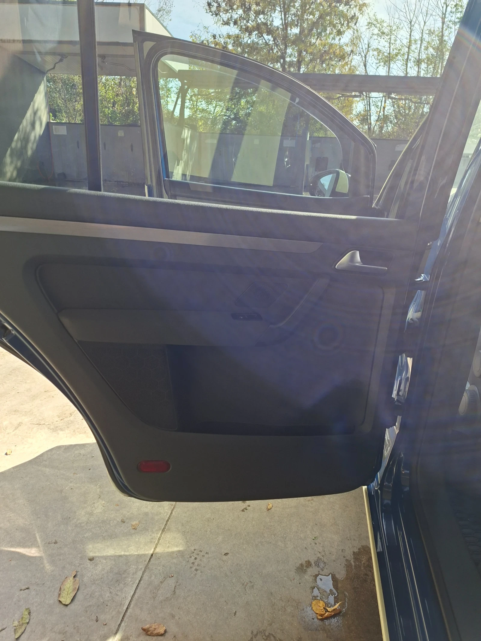 VW Touran, снимка 8 - Автомобили и джипове - 56634662
