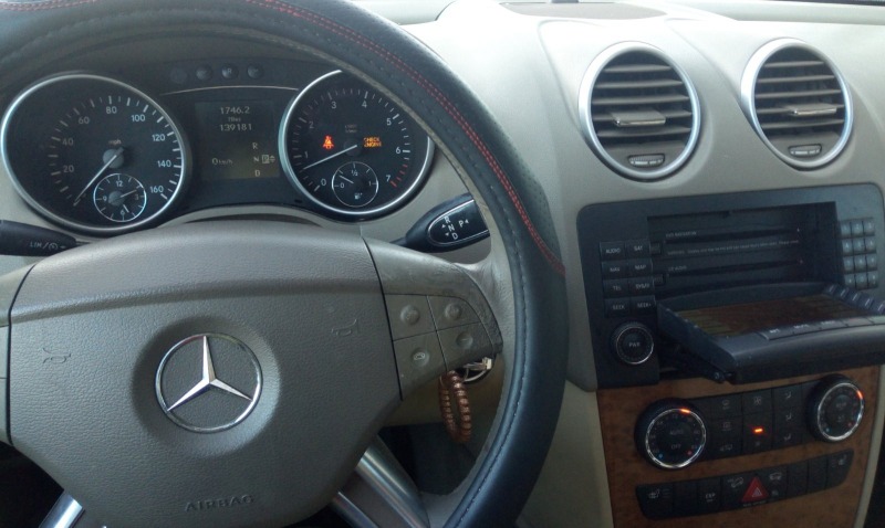 Mercedes-Benz ML 350 Газ. Инж., снимка 11 - Автомобили и джипове - 44550624