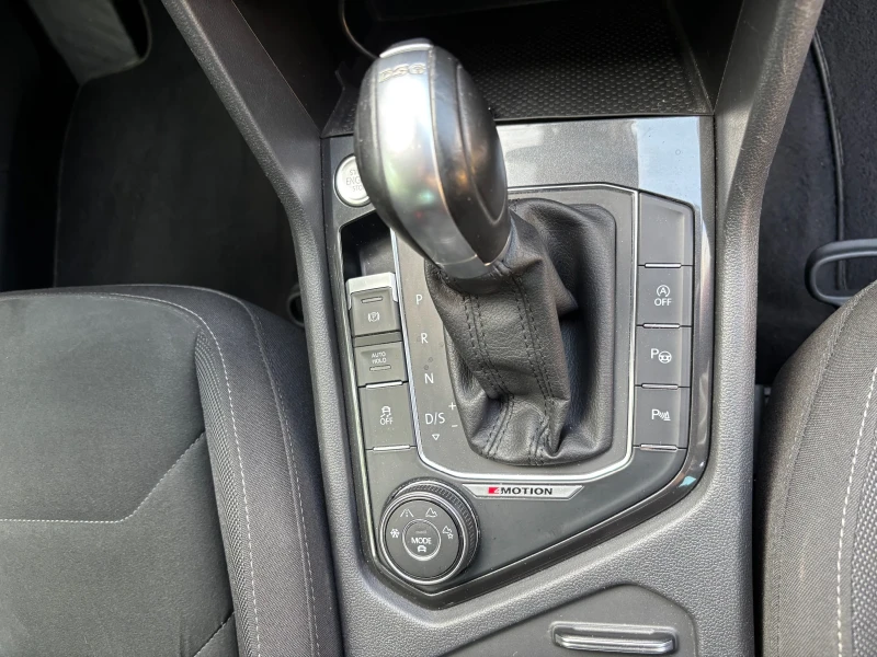 VW Tiguan 4 Motion , снимка 14 - Автомобили и джипове - 52568074