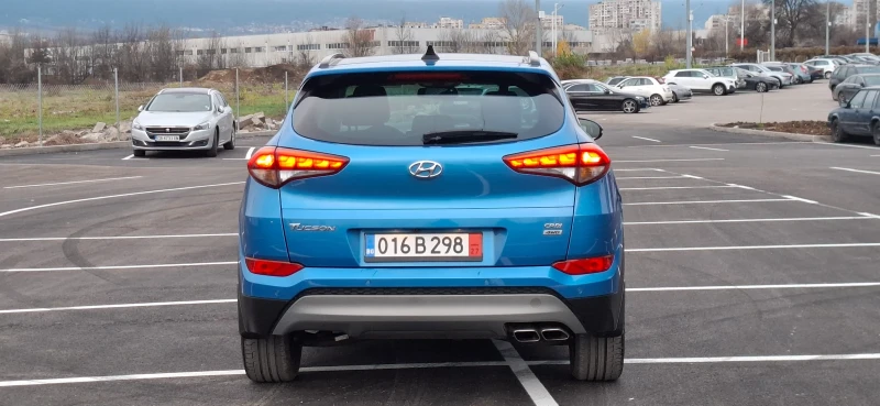 Hyundai Tucson 2.0 crdi Vertex  4х4 Automat Led Panorama, снимка 6 - Автомобили и джипове - 52693549