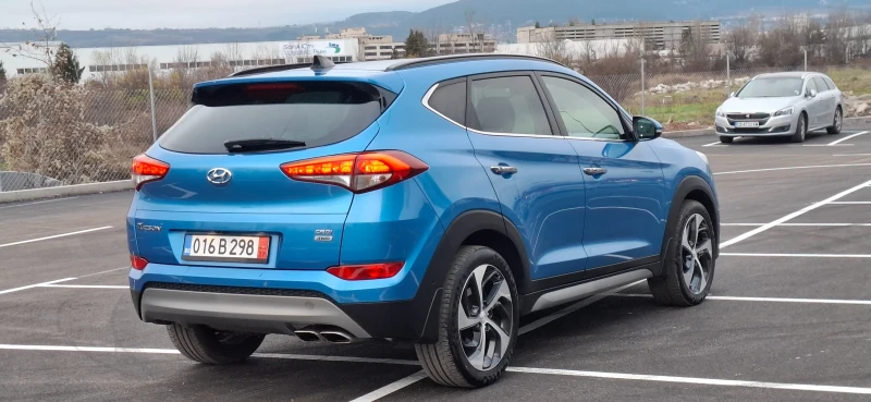 Hyundai Tucson 2.0 crdi Vertex  4х4 Automat Led Panorama, снимка 7 - Автомобили и джипове - 52693549