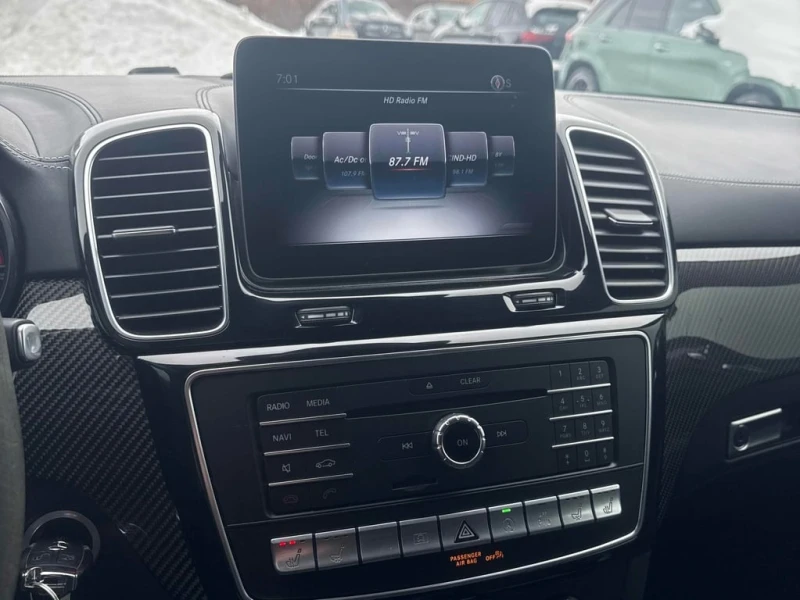 Mercedes-Benz GLE * AMG 63 S * CARFAX * БЕЗ ПЪРВОНАЧАЛНА ВНОСКА, снимка 9 - Автомобили и джипове - 53205548