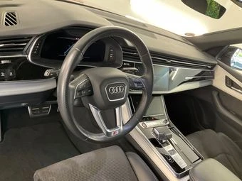 Audi SQ8 Audi SQ8 4.0 TFSI quattro* АВТОФИНАНСИРАНЕ*  - изображение 9
